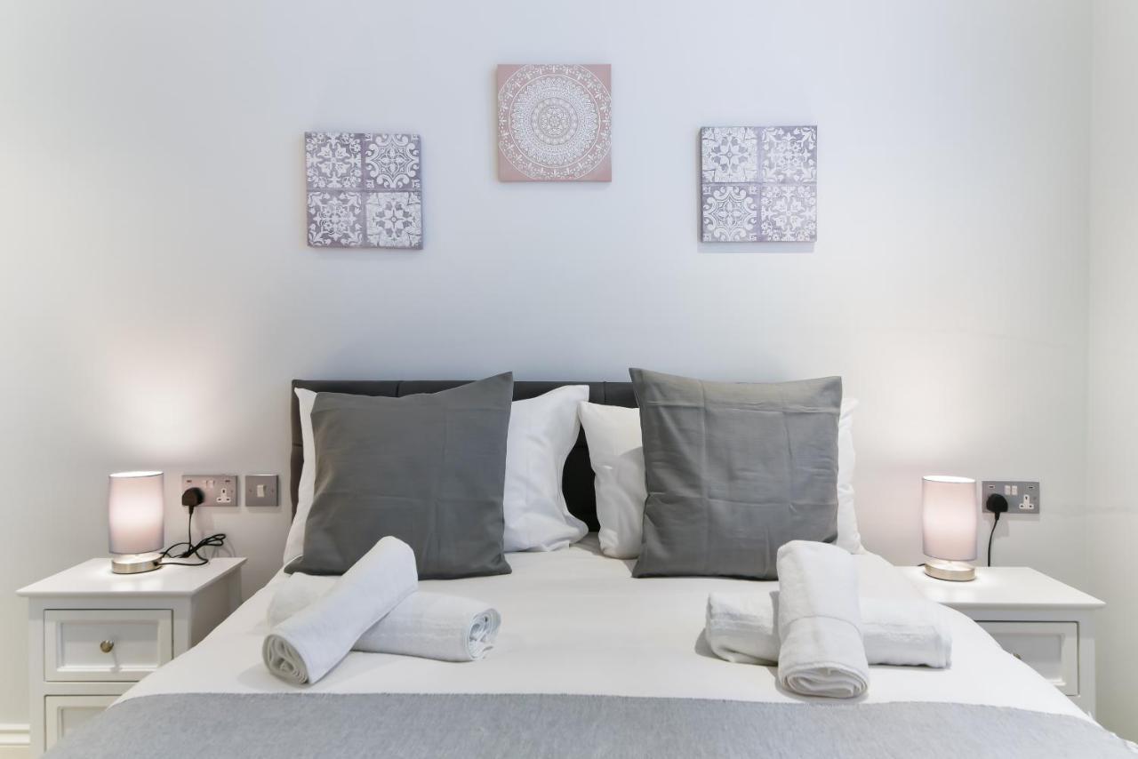 Stunning Hyde Park Apartments London Ngoại thất bức ảnh